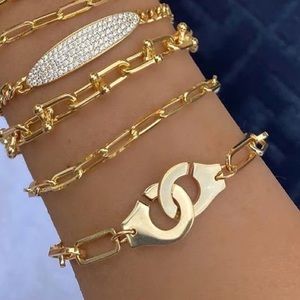 Handcuff bracelet